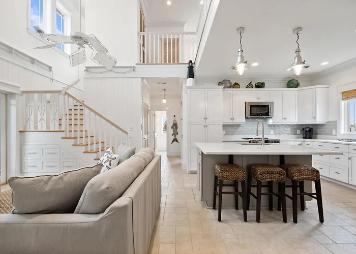 Holiday home Crawling Distance House